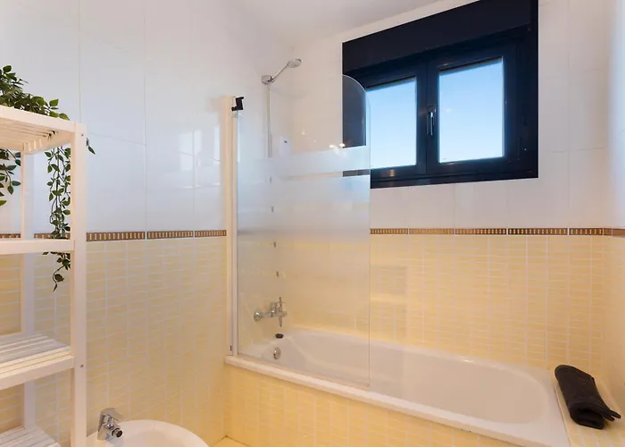 Semesterbostad Sweet Majanicho